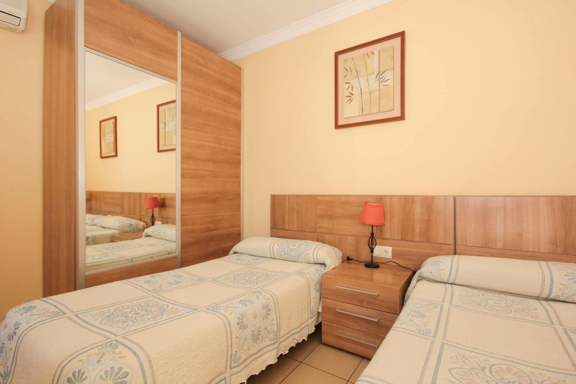 Hostal Costa Azul Гранада Екстериор снимка